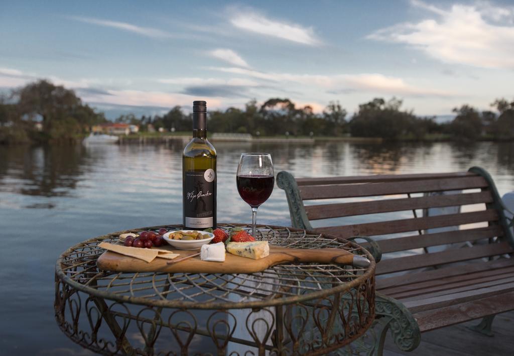 Murray River Lodge Luxury Boutique Accommodation B&B - Adults Only North Yunderup Zewnętrze zdjęcie